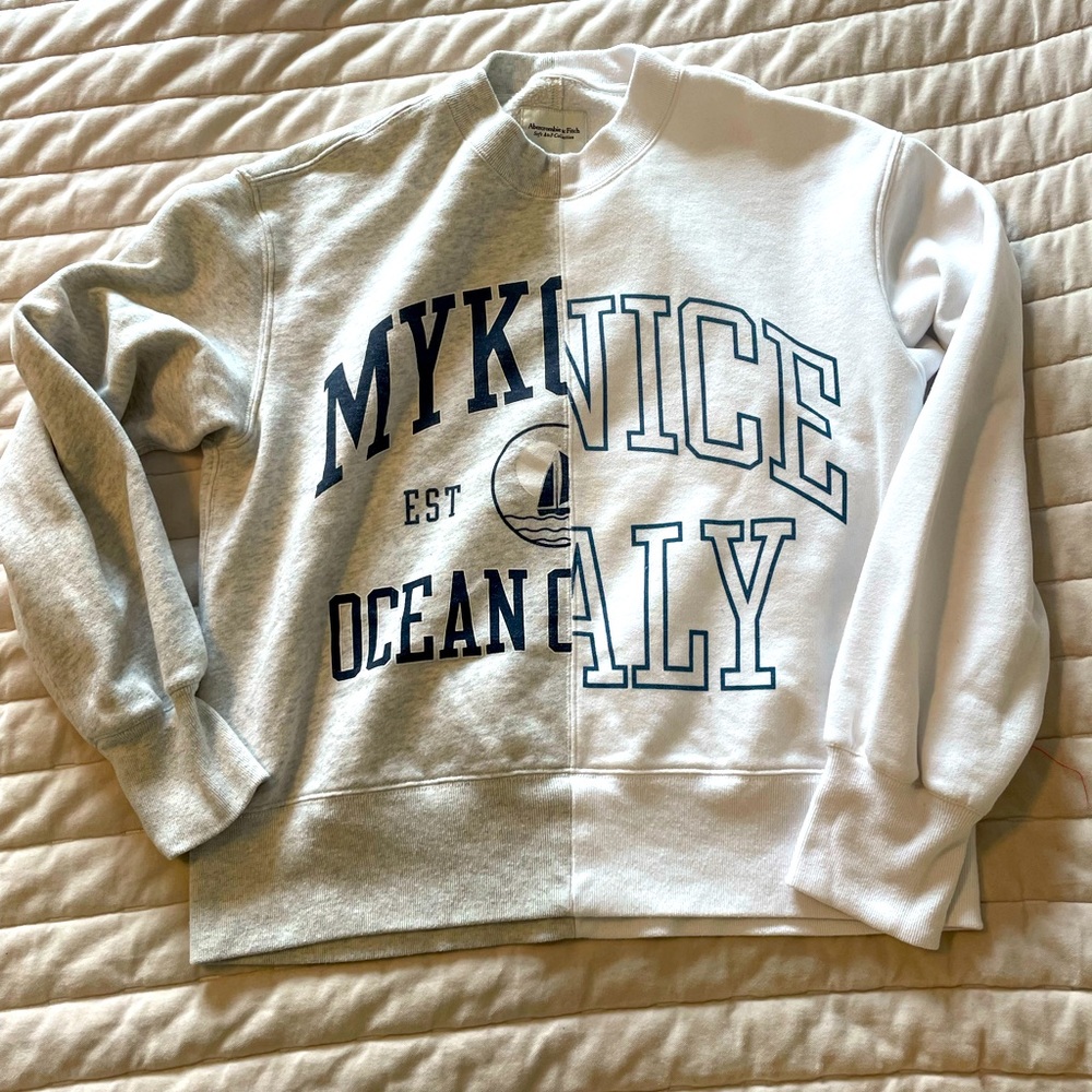 Abercrombie sweatshirt